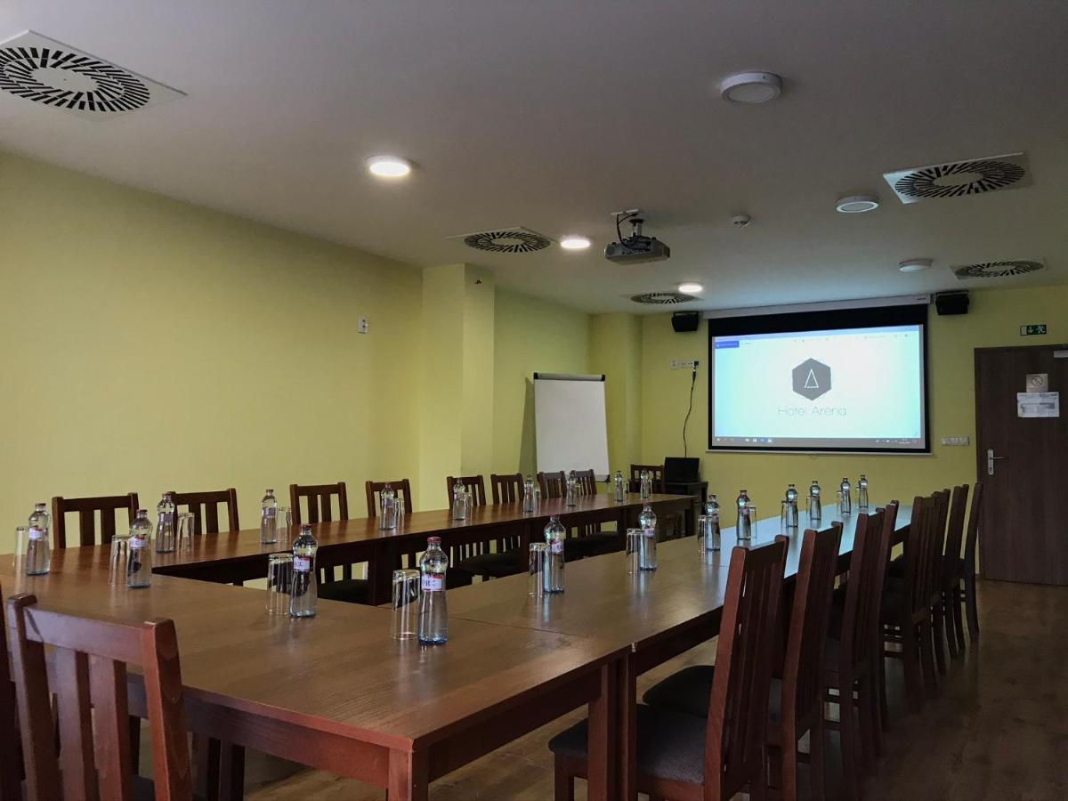 Hotel Arena Brumov Exterior foto